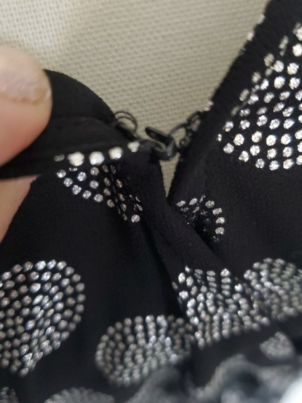 Michael Kors Black & Silver Polka Dot Surplice Long Sleeve Tiered Mini Dress M - Picture 6 of 15